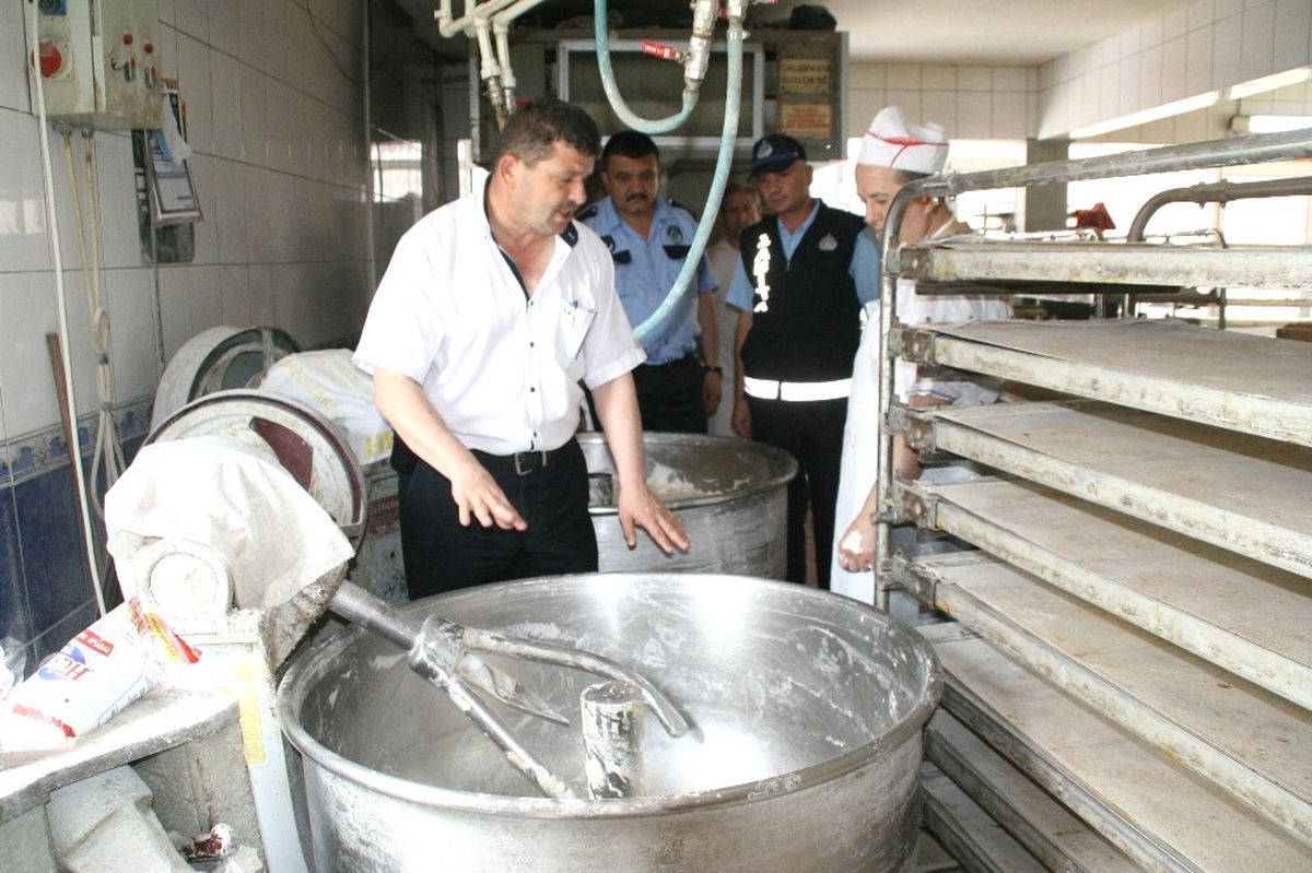 Devrek\'te Fırınlara Ramazan Ayı Denetimi