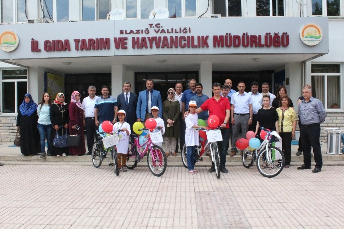 Elazığ\'da \'Lider Çocuk Tarım Kampı\'