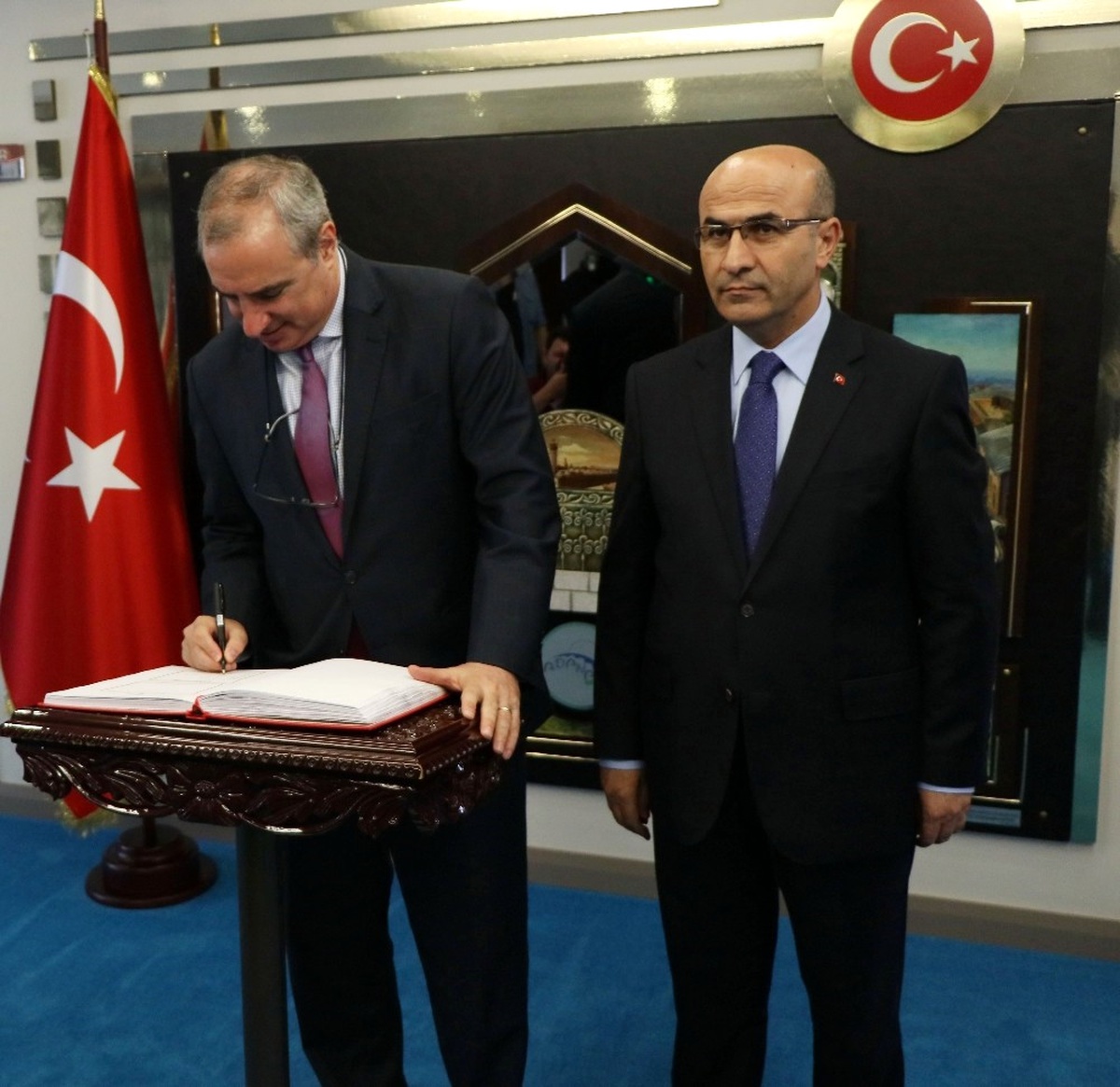 İsrail Büyükelçisi Naeh Adana Valiliğini Ziyaret Etti