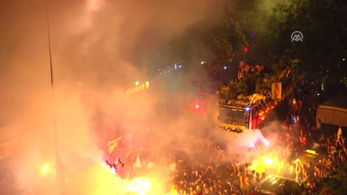 İzmir\'de Göztepe Coşkusu
