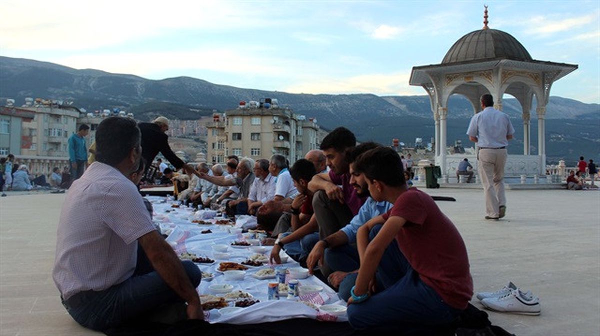 Kahramanmaraş\'ta "Kardeşlik" İftarı