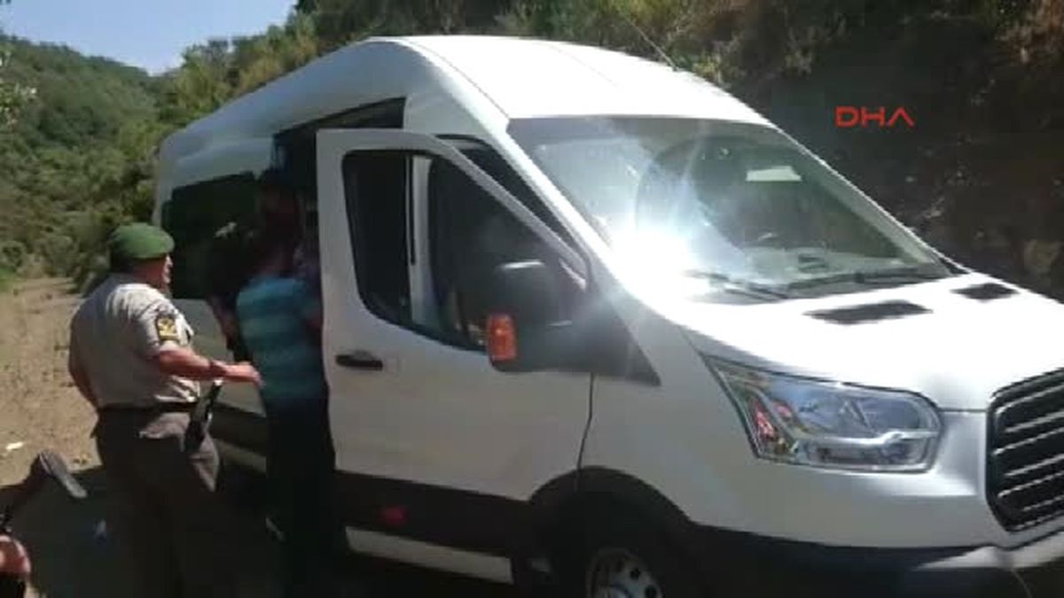 Karaburun\'da 7 Göçmen Yakalandı