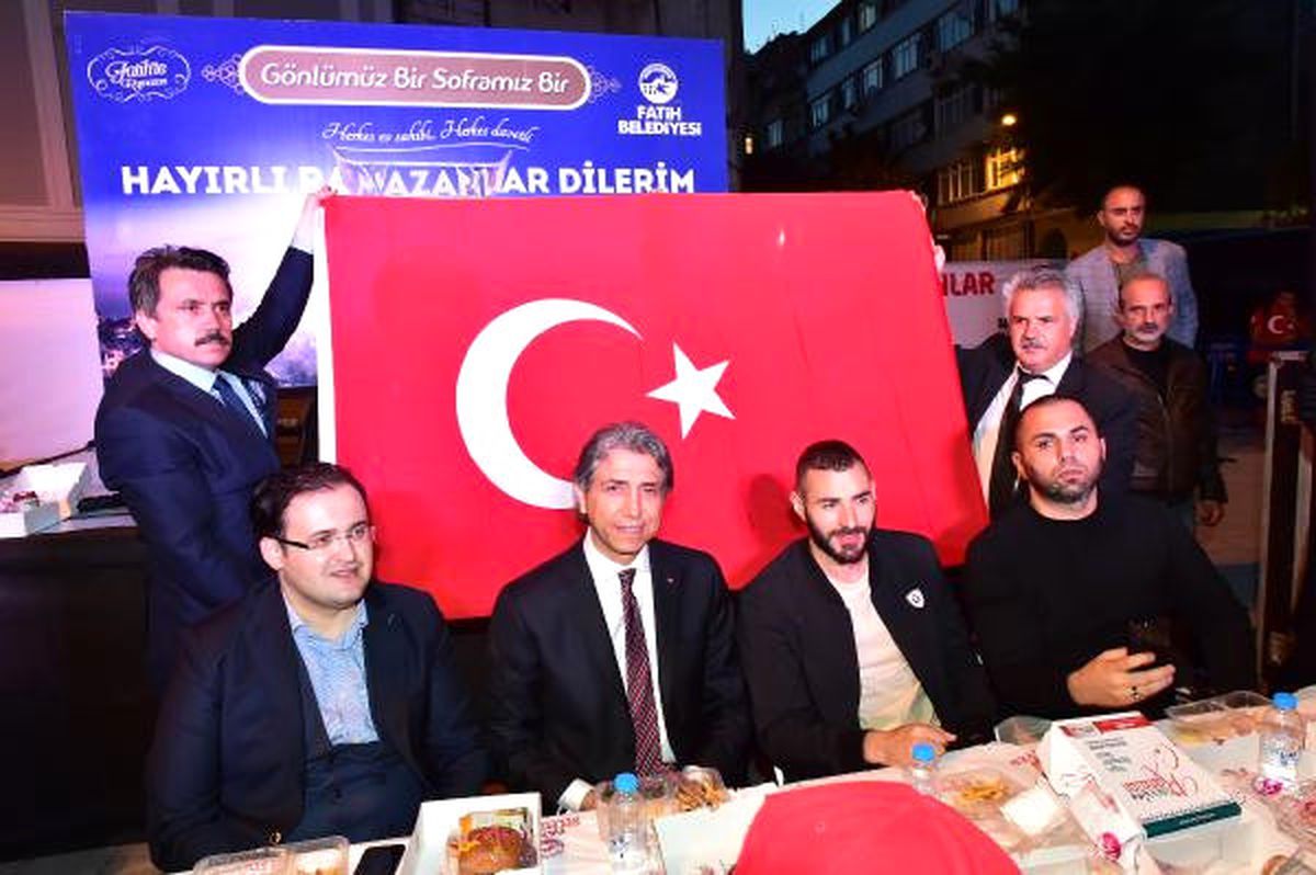 Karim Benzema İftar Programına Katıldı