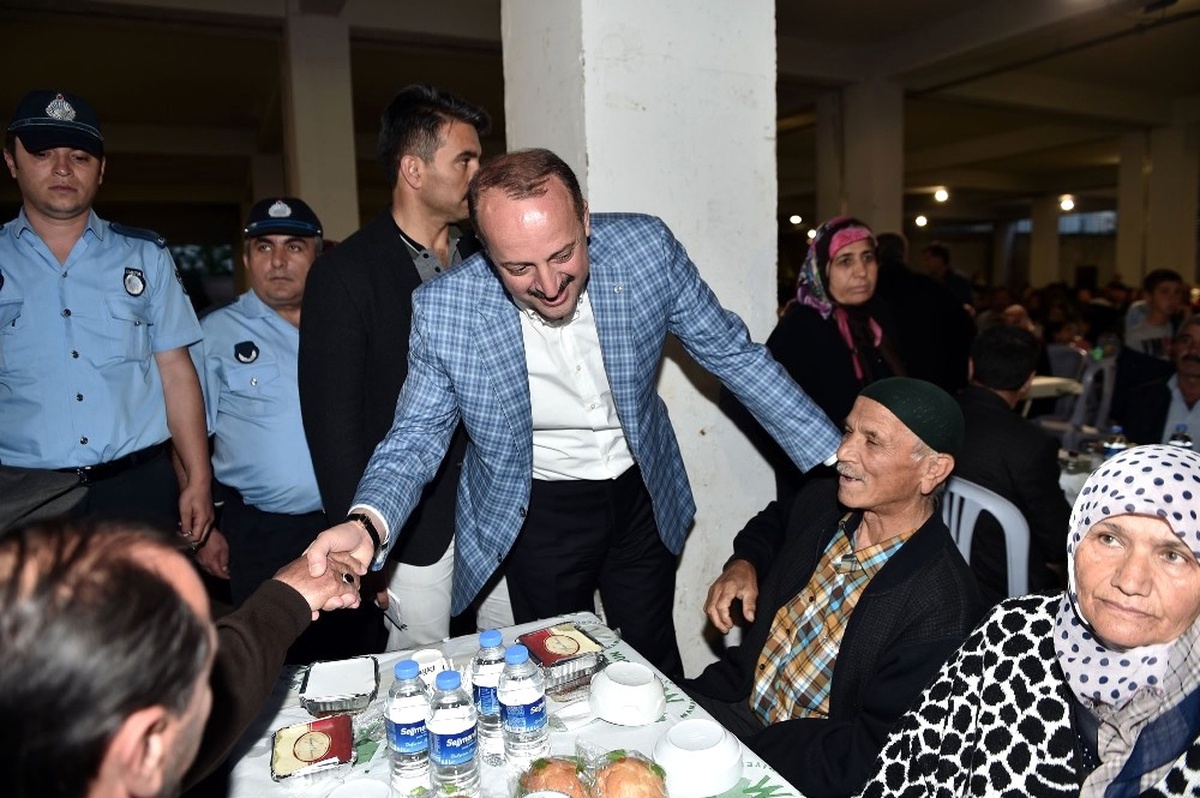 Mamak\'ta Mahalle İftarları Sürüyor