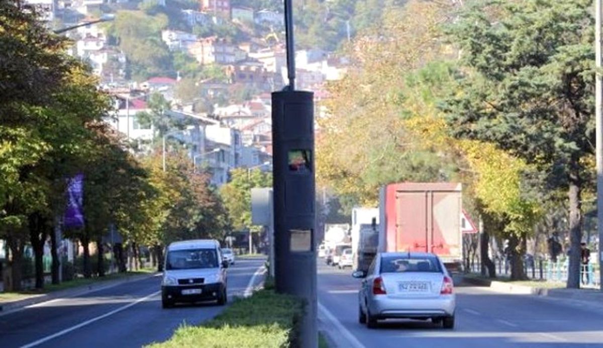 Niğde\'de Trafik Ekipleri 10 Saat Radar Uygulaması Yapıyor