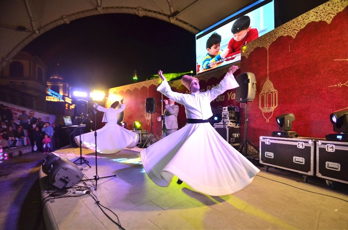 Pursaklar\'da Ramazan Dolu Dolu Geçiyor