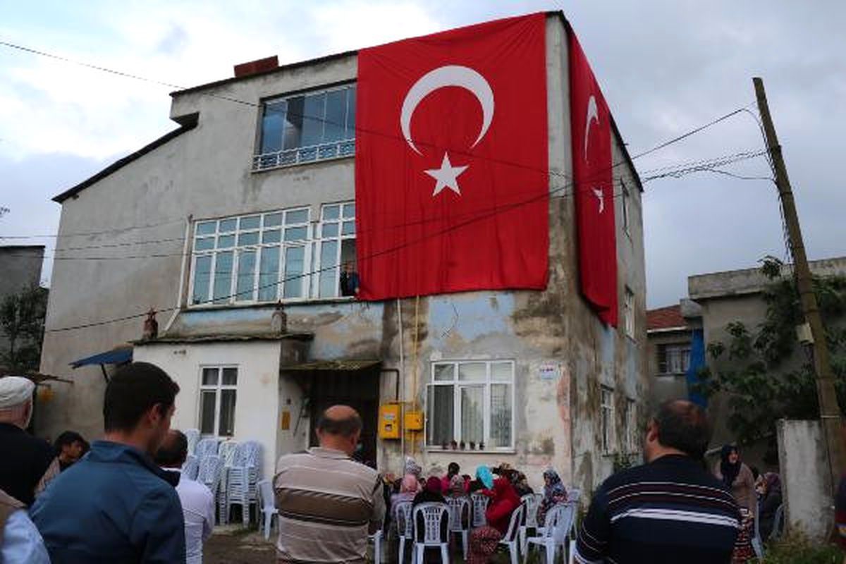 Samsun\'a Şehit Ateşi Düştü