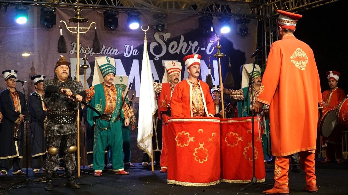 Şehr-i Ramazan\'a \'Mehter\' İmzası