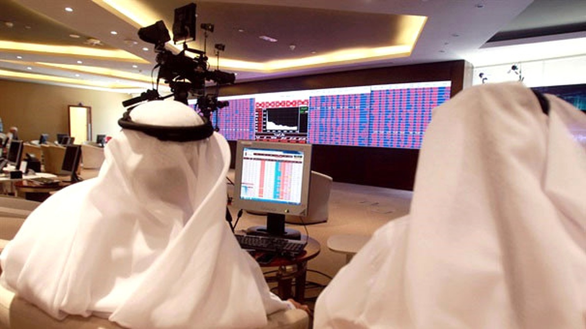 Suudi Arabistan ve Bae Bankaları Katar\'la İlişkileri Askıya Aldı