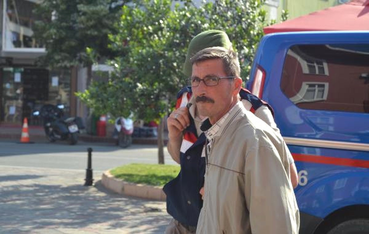 53 Yaşındaki Hizmetli, Kız Öğrenciye Cinsel Tacizden Tutuklandı