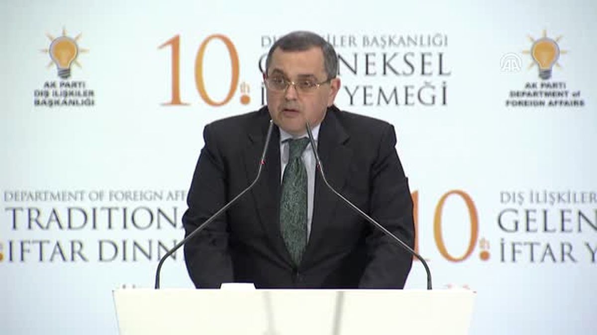 AK Parti\'nin 10. Büyükelçiler İftarı