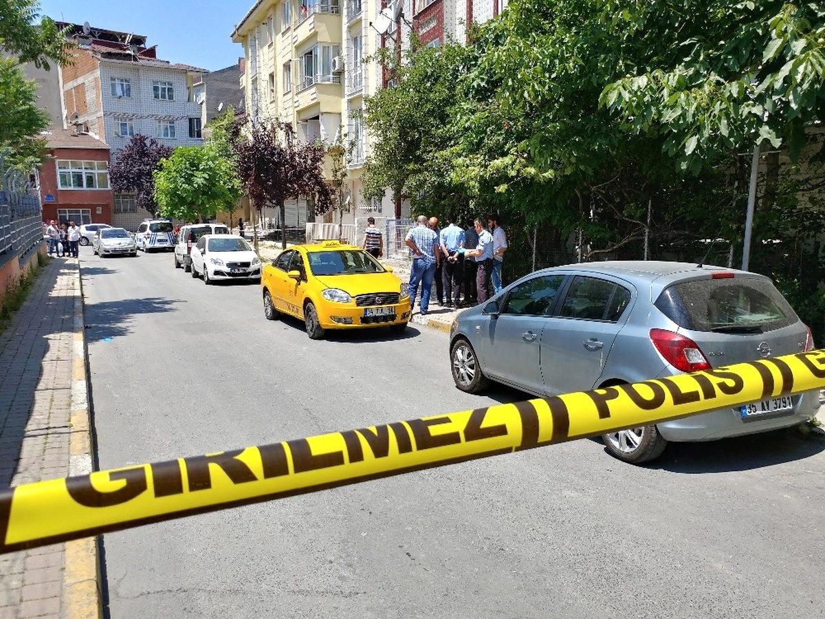 Bağcılar\'da Bankayı Soymaya Çalışan Şüpheli Ölü Bulundu