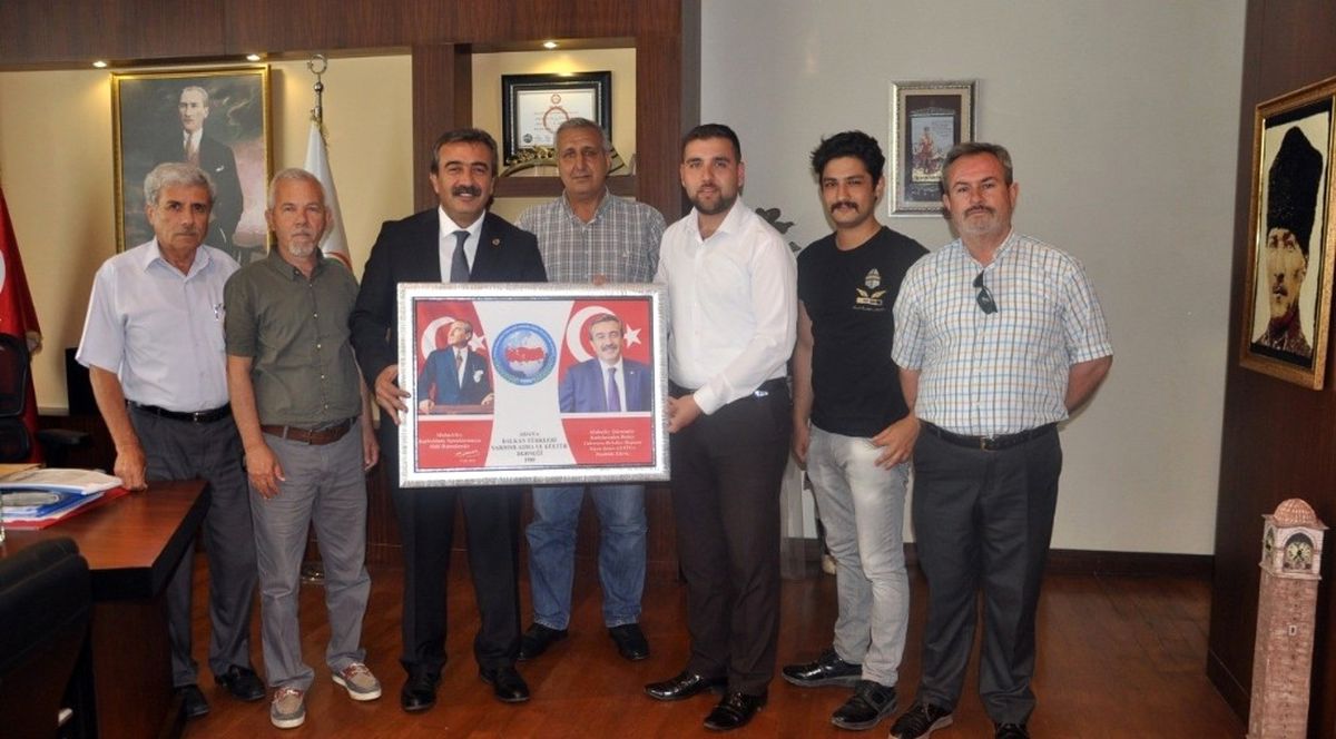 Balkan Türklerinden Başkan Çetin\'e Teşekkür