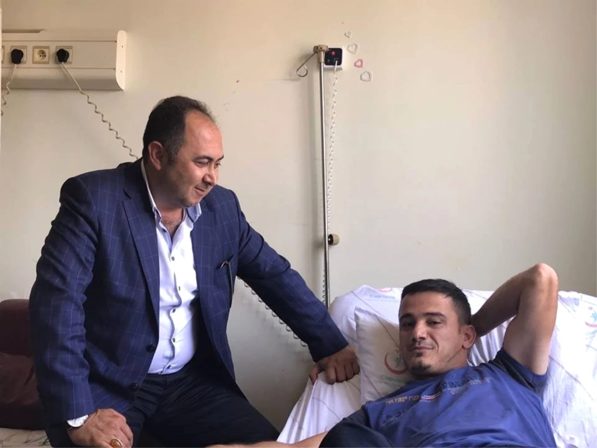 Başkan Sarıoğlu\'dan Finikeli Hastalara Ziyaret
