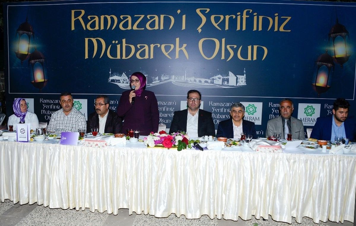 Başkan Toru\'dan Meclis Üyeleri ve Teşkilat Mensuplarına İftar
