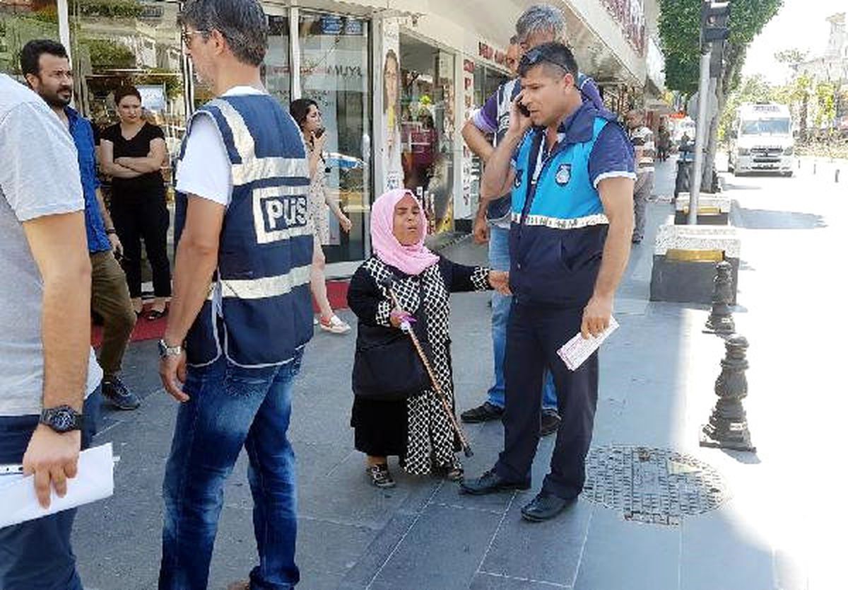 Dilencinin Üzerinden Ücretsiz Ulaşım Kartı Çıktı