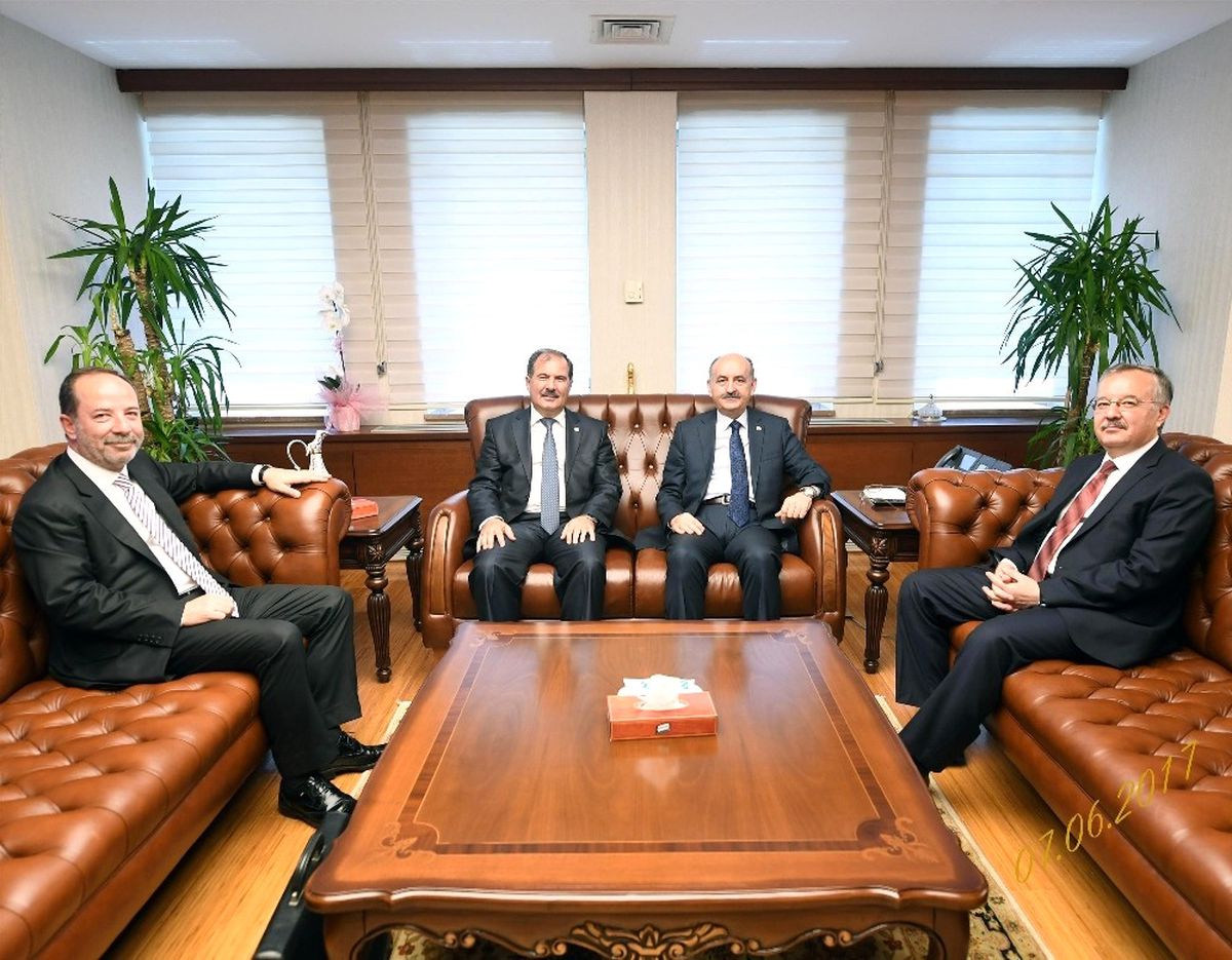 Edirne Heyeti Bakan Müezzinoğlu\'nu Ziyaret Etti