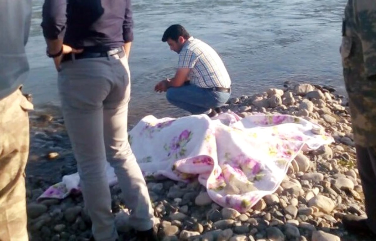 Elazığ\'da Kayıp Kişinin Cesedi Nehirde Bulundu