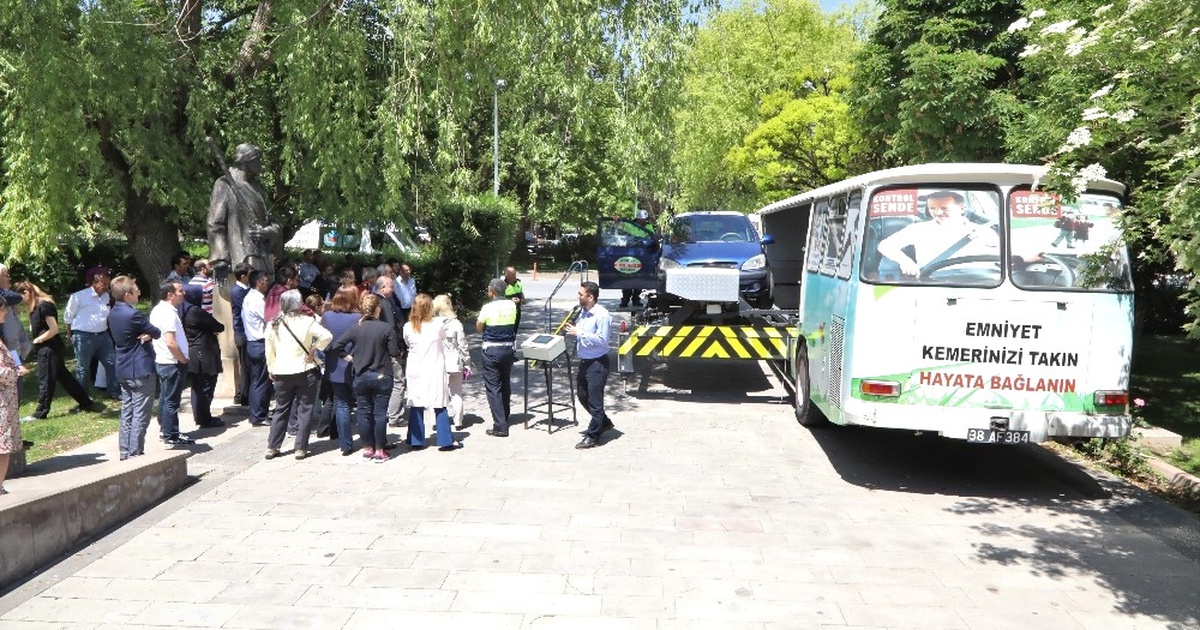 Erü Personeline "Emniyet Kemeri Simülasyon Eğitimi" Verildi