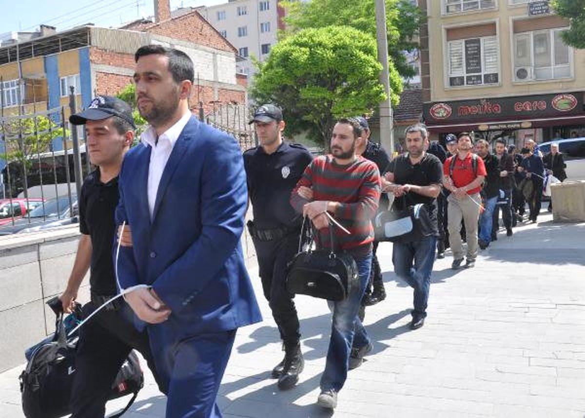 Fetö Şüphelisi Özel Güvenlikçiler Adliyede (2)
