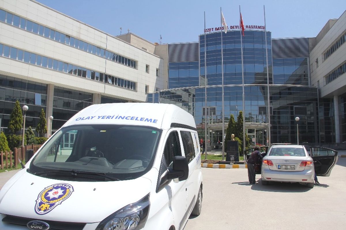 Hastane Müdürü Makamında Kurşunlandı