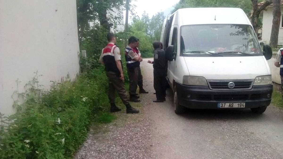 Hayvan Çalarken Suçüstü Yakalanan Hırsızlar Tutuklandı