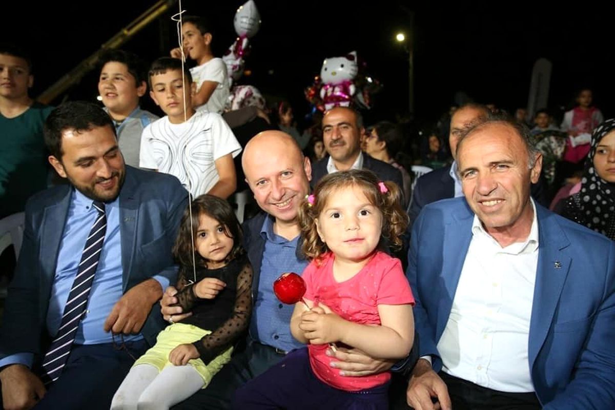 Hilal Mahallesi Sakinleri İftarı Çolakbayrakdar Çifti ile Birlikte Açtı