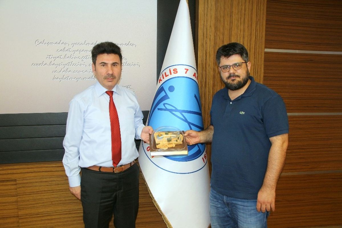 İhh\'den Rektör Karacoşkun\'a Ziyaret