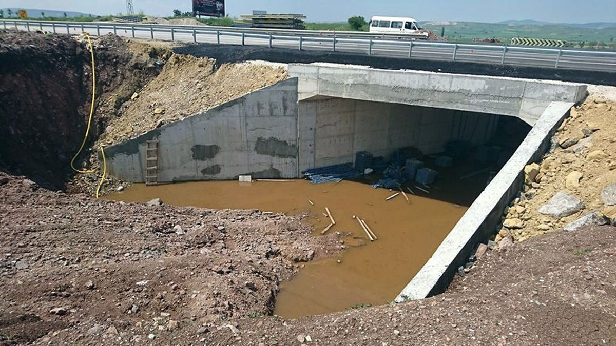 İnönü\'de Alt Geçit Çalışmaları Devam Ediyor