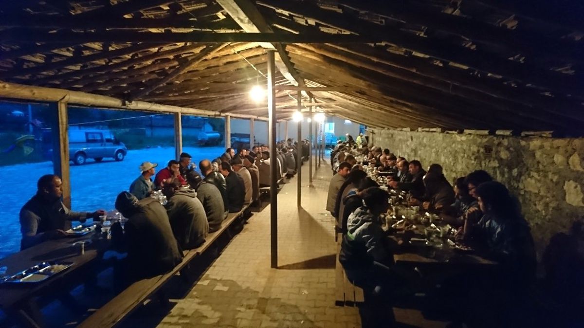 İnönü\'de İftar Programları Devam Ediyor