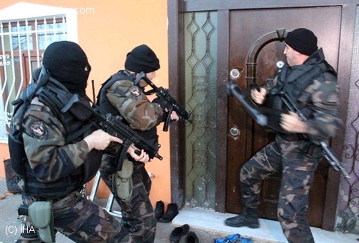 İstanbul\'da Fetö Operasyonu