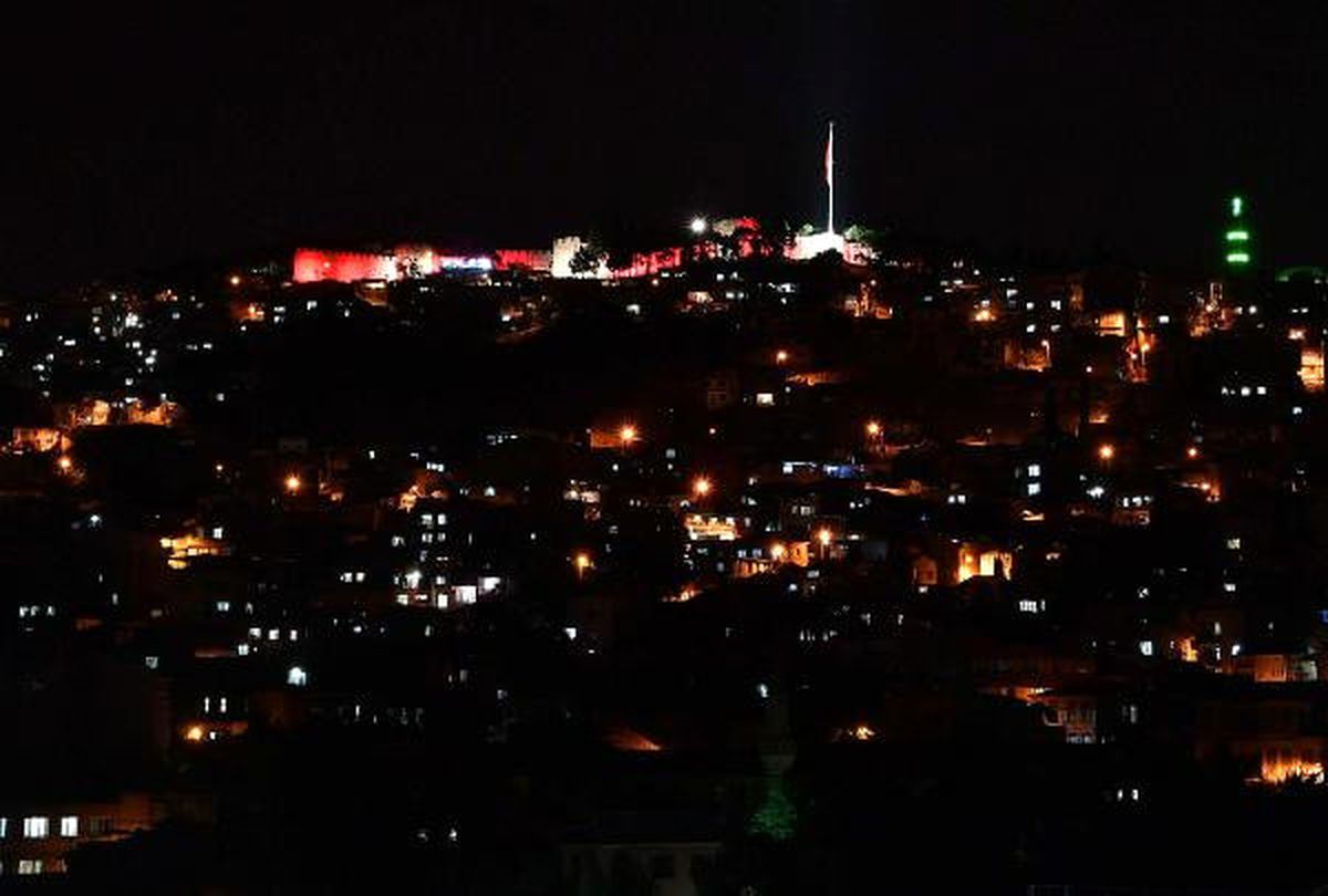 Kadifekale Geceleri de Parlıyor