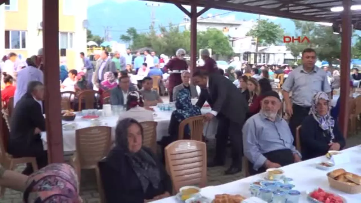 Kahramanmaraş Andırın\'da, Şehit Yakınları ve Gazilere Iftar