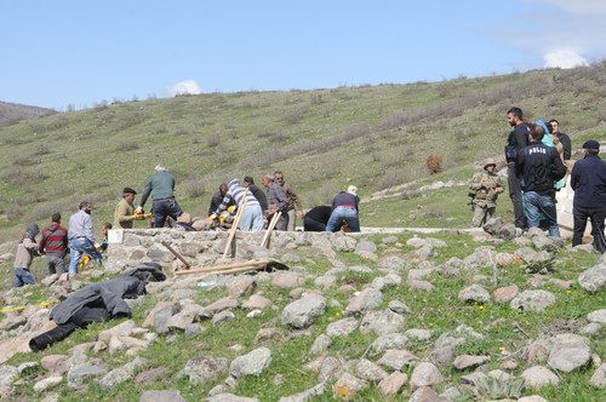 Kazı Çalışmasında İnsan Kemikleri Bulundu