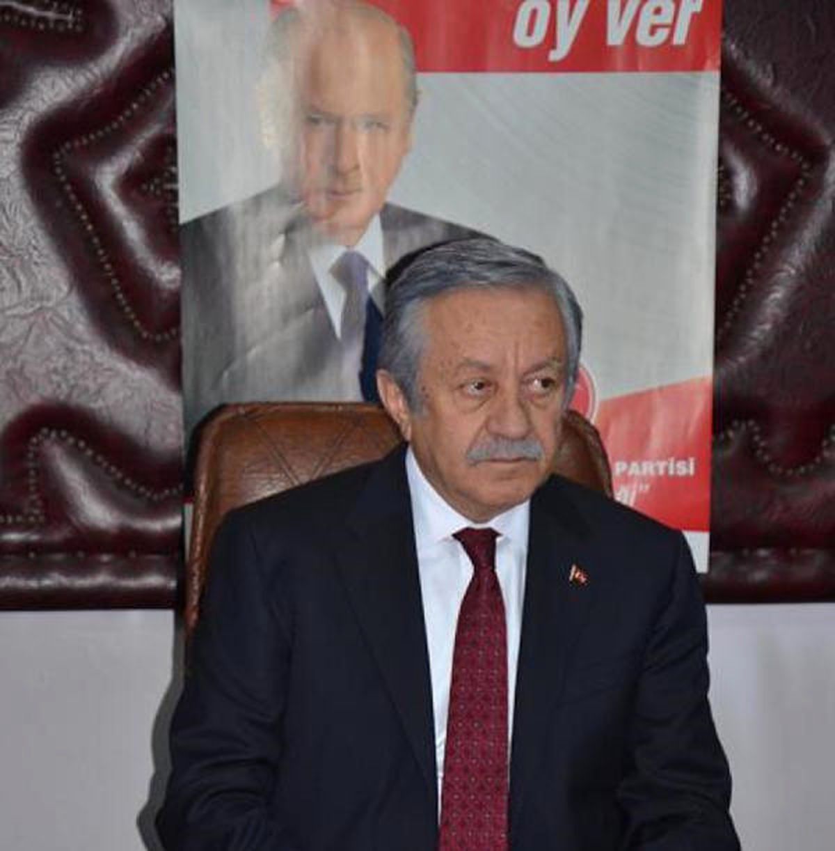 MHP\'li Adan: Ay Yıldızlı Bayrak Altından Başka Onurlu Yaşanacak Bir Yer Yoktur