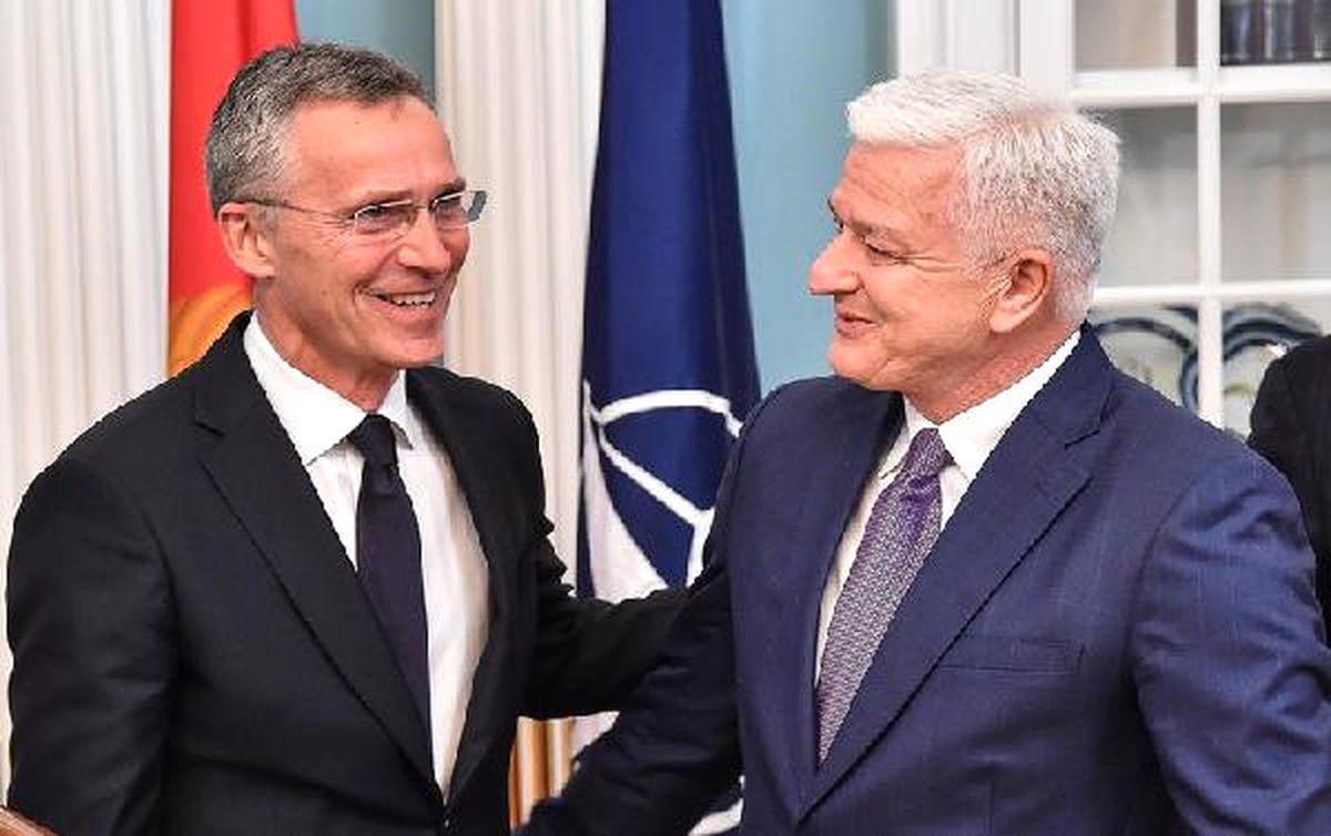 Montenegro NATO\'nun 29. Üyesi Oldu