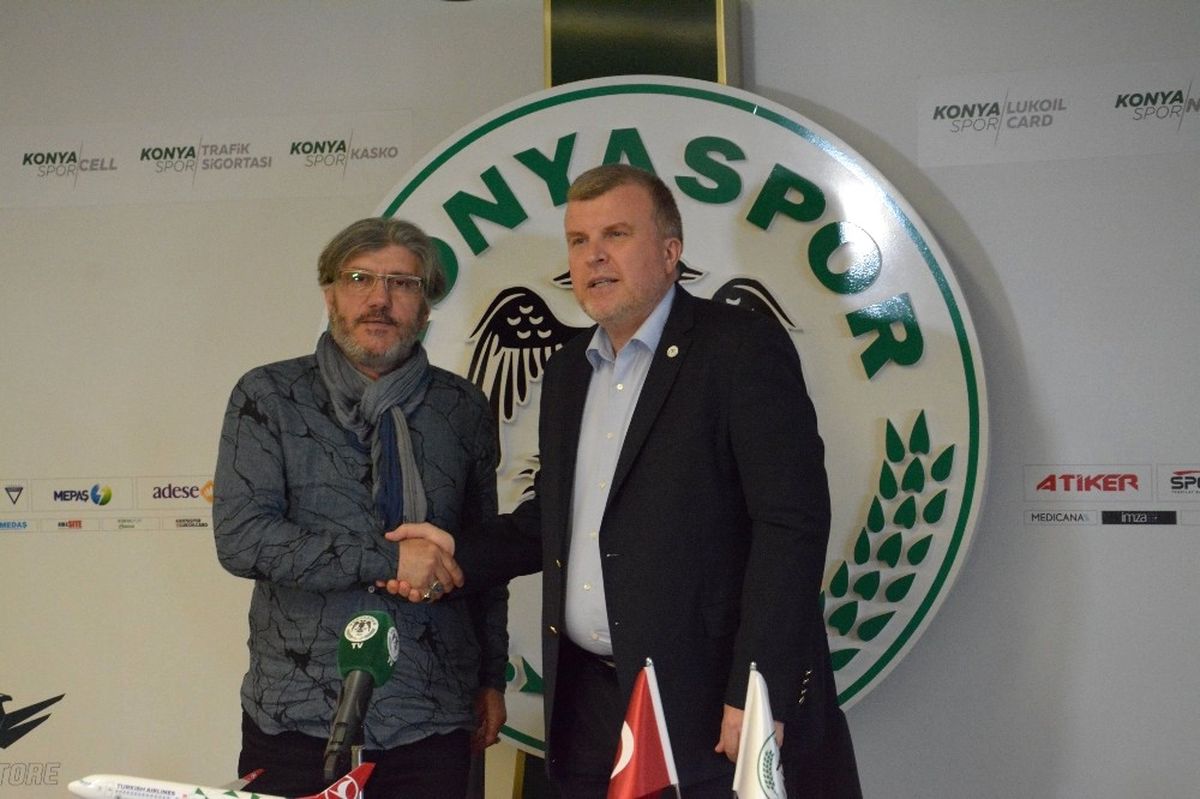 Mustafa Reşit Akçay Konyaspor\'da