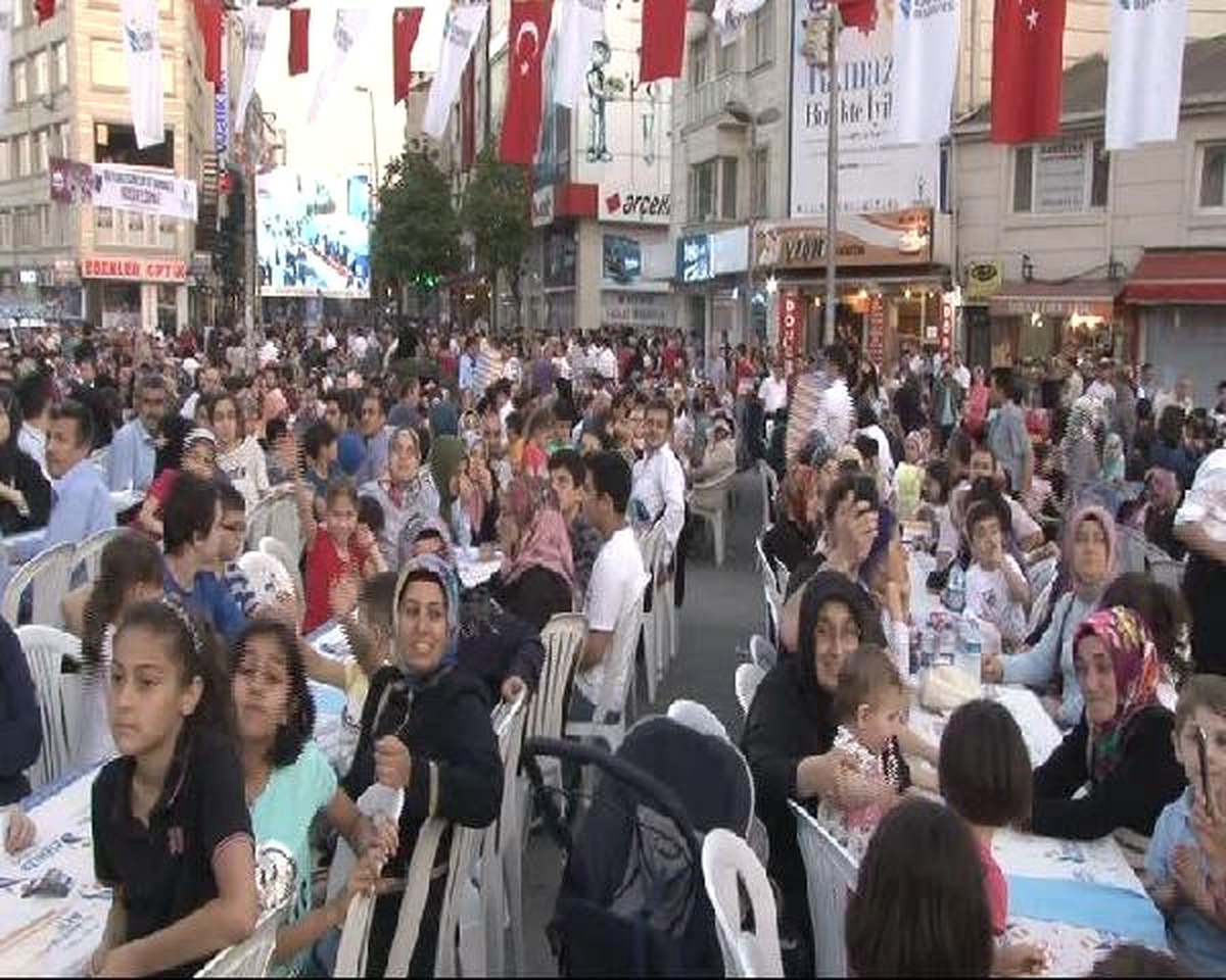 Numan Kurtulmuş: Katar\'daki Krizin Aşılması İçin Çaba Sarf Ediyoruz