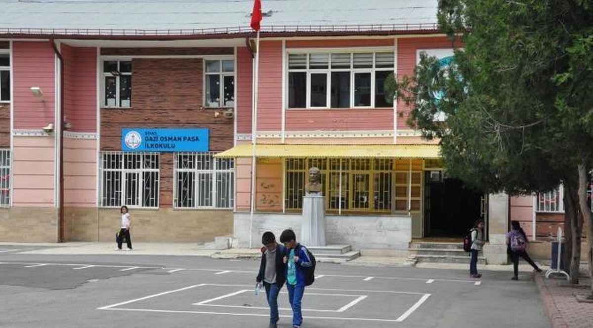 Sivas\'ta Okullar Boş Kaldı