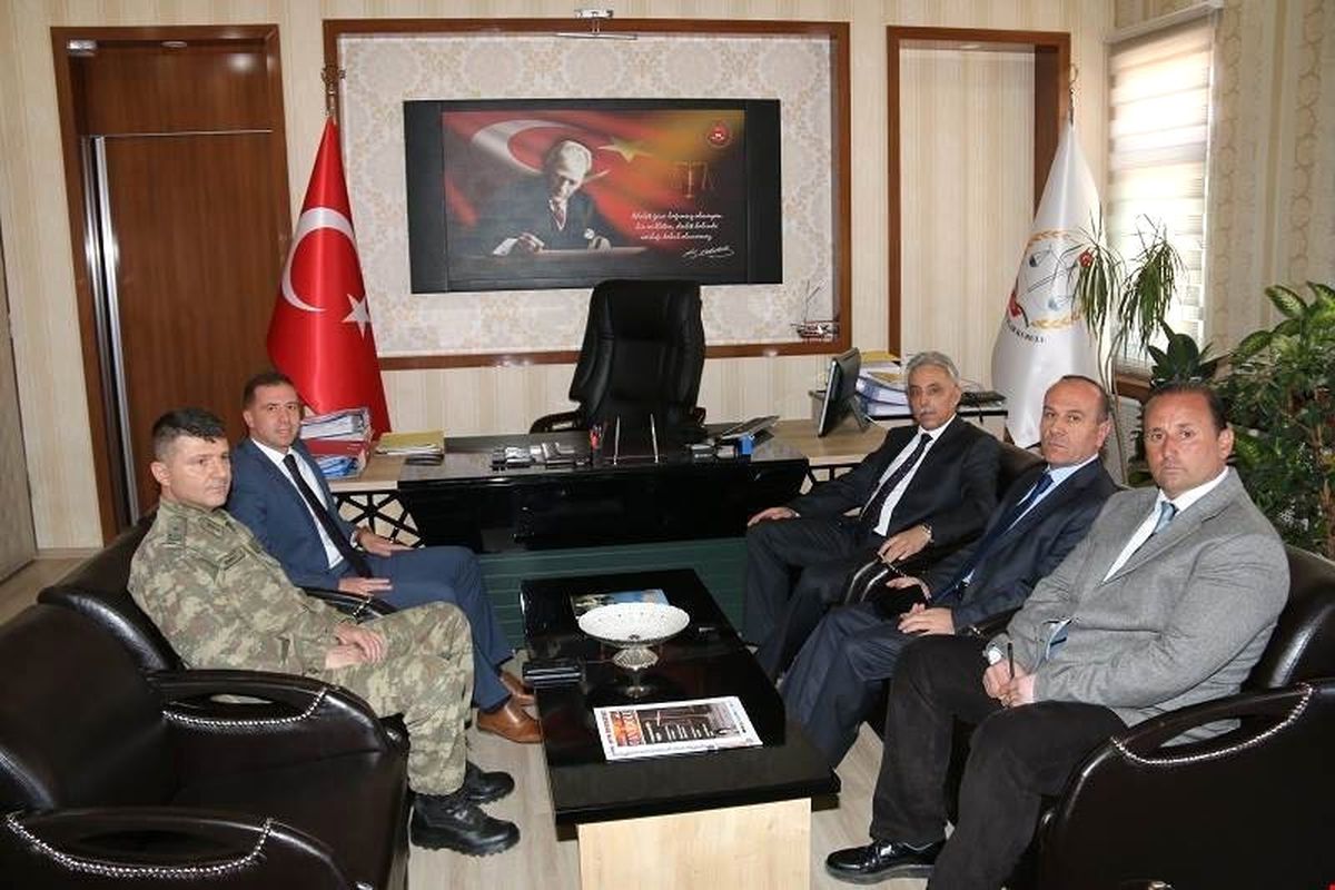 Vali Toprak\'tan Yüksekova İlçesine Ziyaret