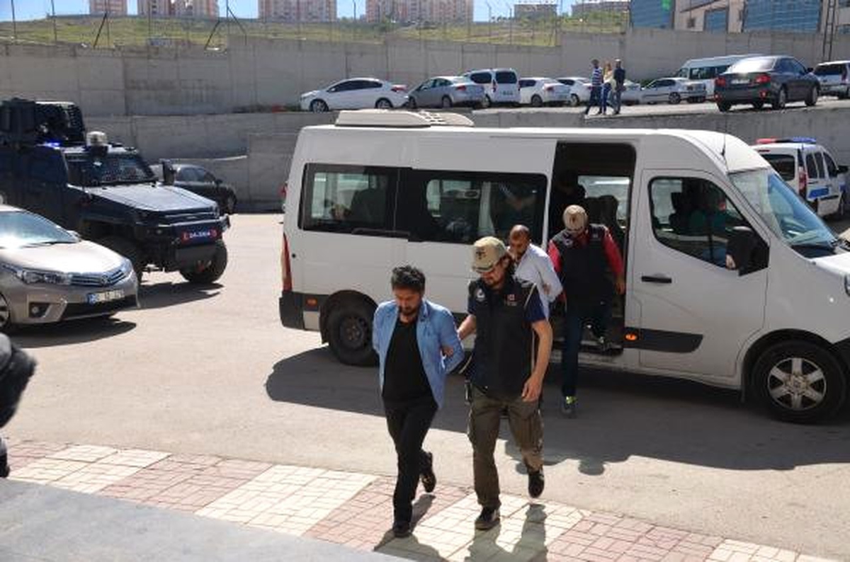 Van\'da 4 Kişi PKK\'dan Gözaltına Alındı