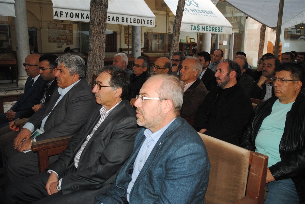 Afyonkarahisar\'da İkindi Sohbetleri