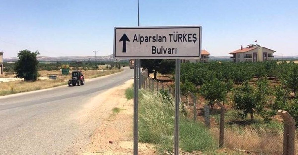 Alparslan Türkeş\'in Adı, Bulvarda Yaşayacak