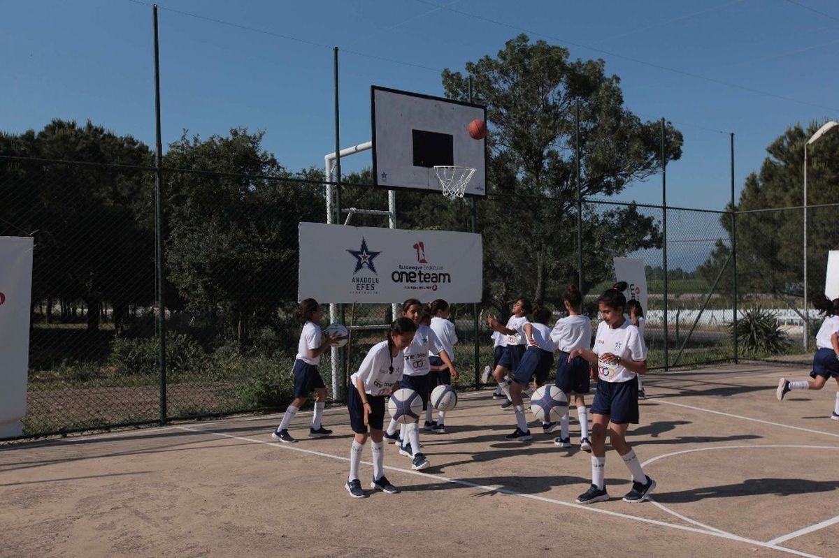 Anadolu Efes\'in İkinci One Team Projesi, Miço\'lar İçin Çanakkale ve Balıkesir\'de Gerçekleşiyor