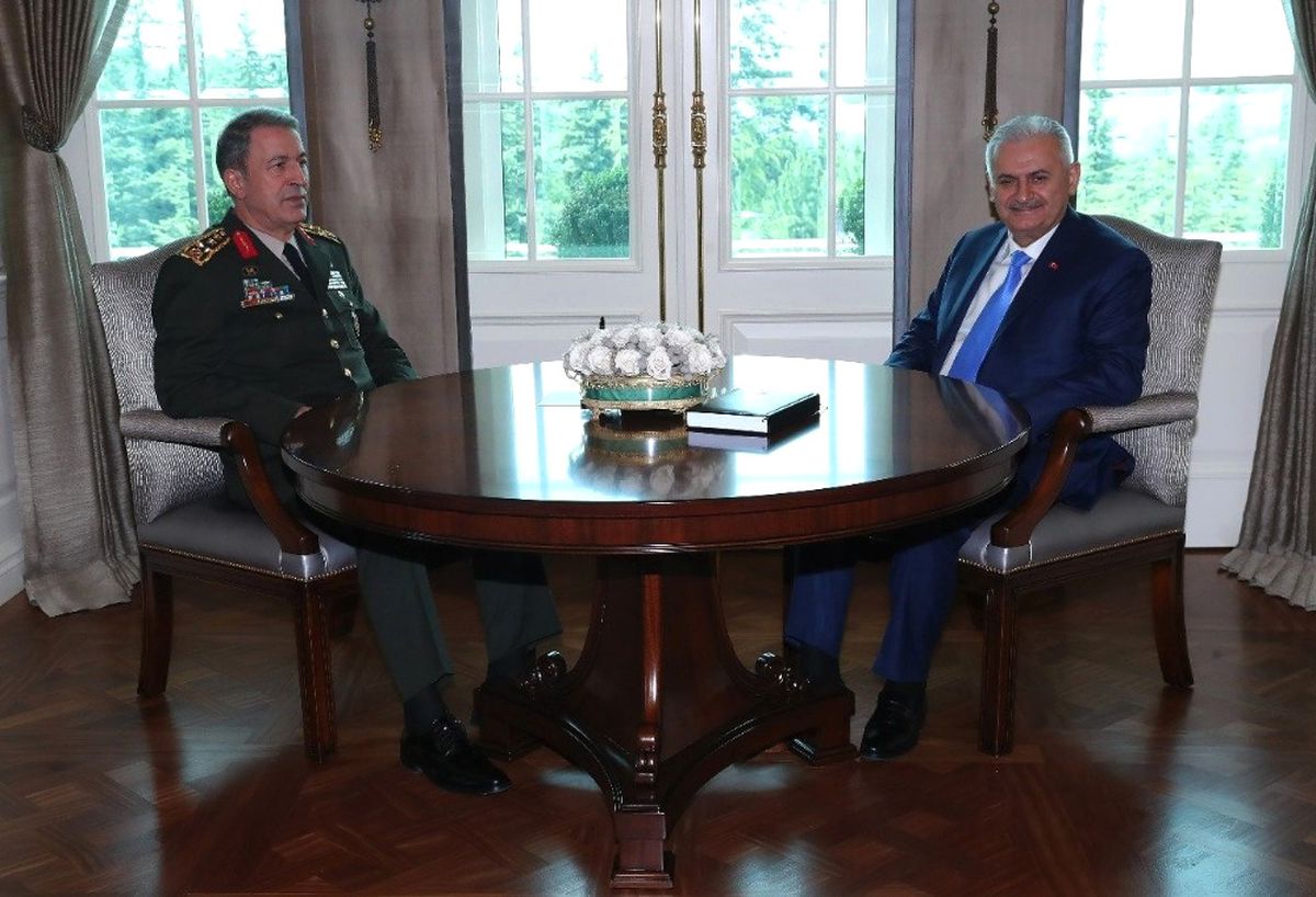 Başbakan Yıldırım, Genelkurmay Başkanı Akar\'ı Kabul Etti