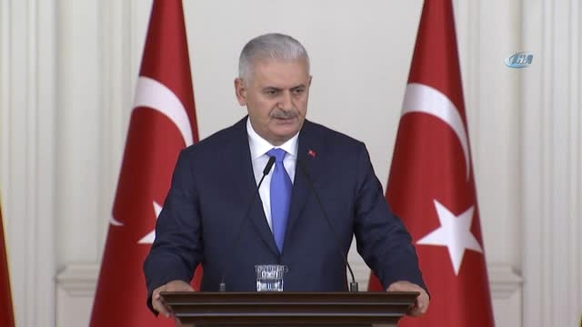 Başbakan Yıldırım: "Tehditler Alıyoruz. Niye? Terör Örgütleri Üzerine Kararlılıkla Gidiyoruz Diye"