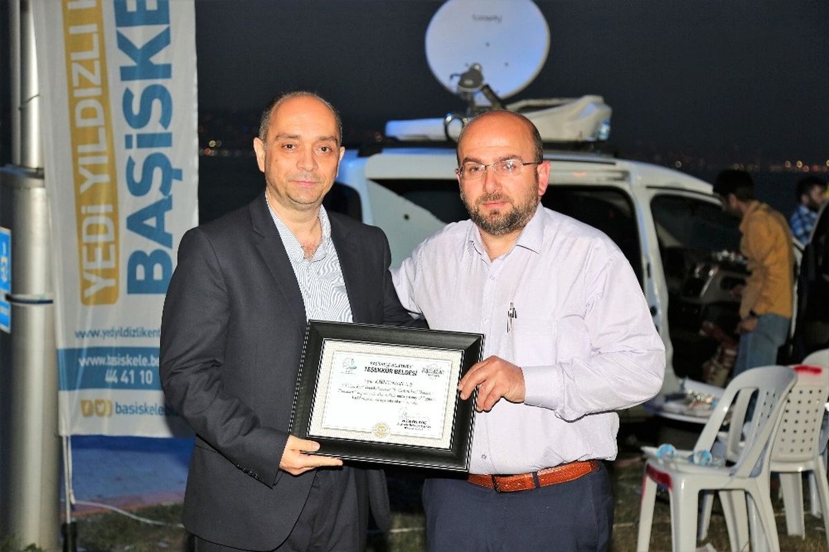 Başkan Ayaz Her Akşam Vatandaşlar ile İftarda Buluşuyor