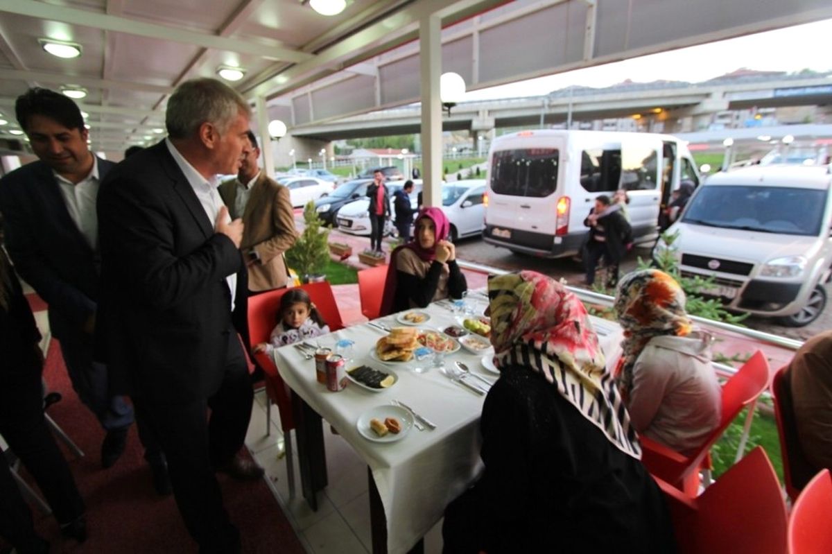 Başkan Memiş Engelli Vatandaşlarla İftarda Biraraya Geldi