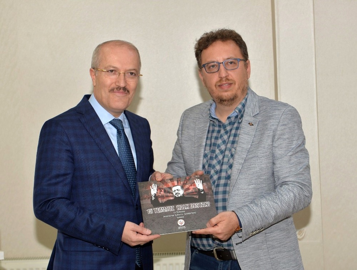 Belediye Başkanından Balıkesirspor\'a Maaş Desteği