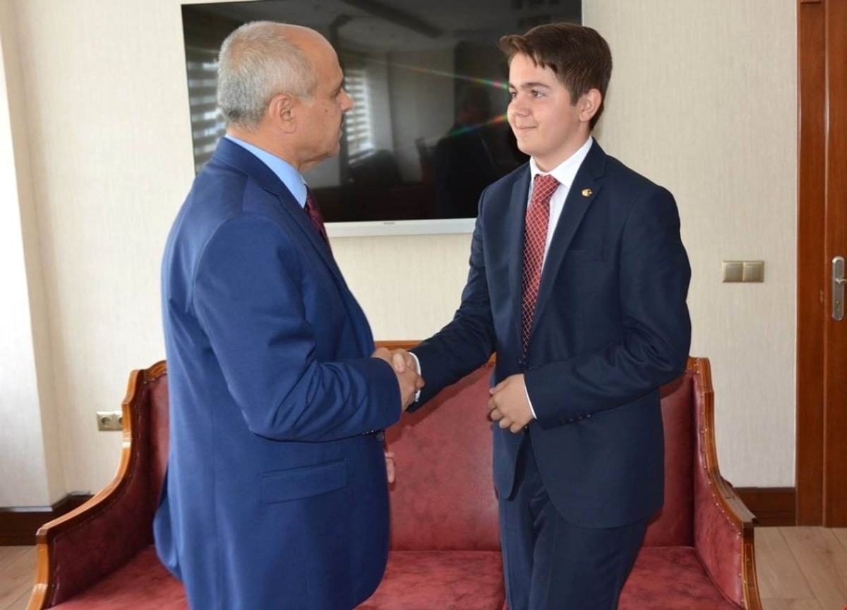Çocuk Evlerinden Çıkan Büyük Başarı